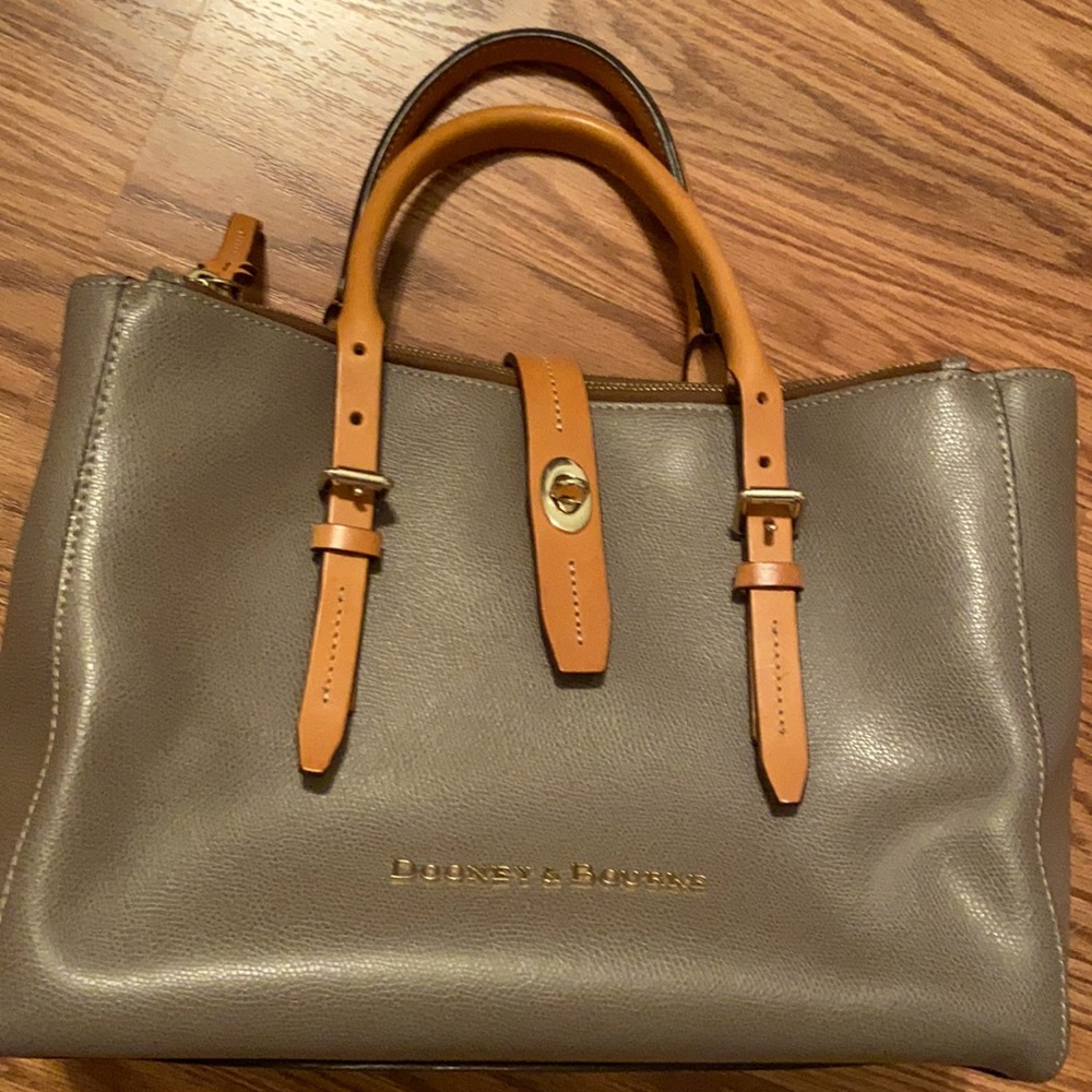 Very clean Dooney purse